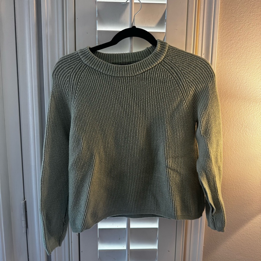 Tahari Green Cable Knit Sweater
